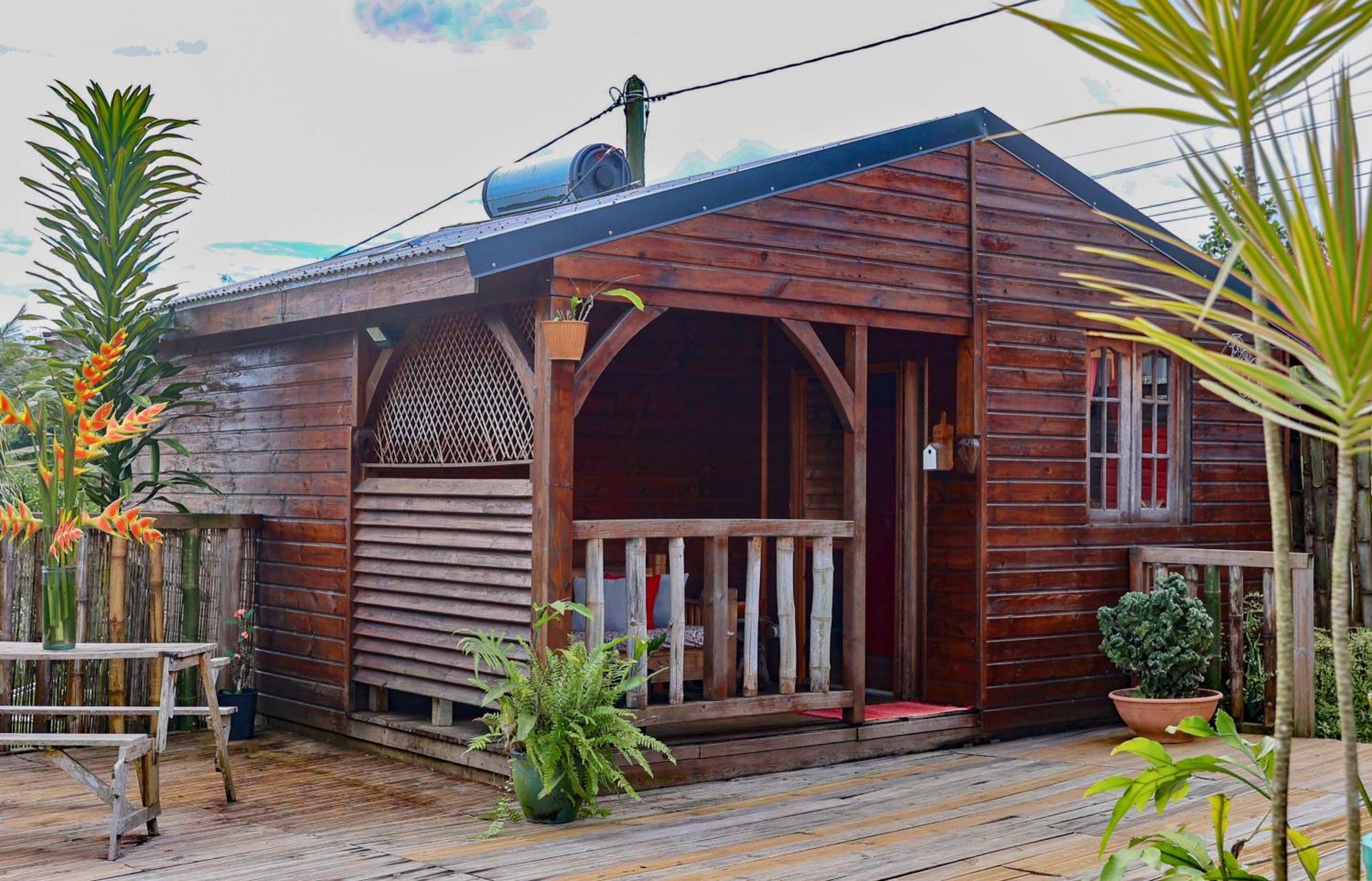 Les Gites Du Cocon Sainte-Rose Exterior foto